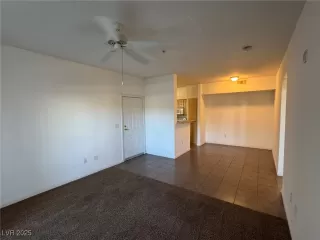 Photo #3: 2657683 Listing 