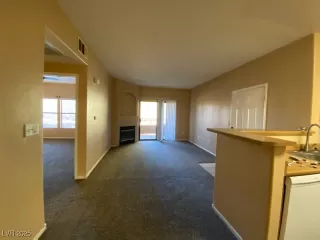 Photo #5: 2657737 Listing 