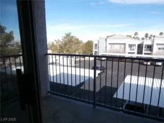 Photo #3: 2657764 Listing 