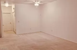 Photo #4: 2657766 Listing