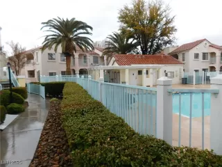 Photo #4: 2657771 Listing 