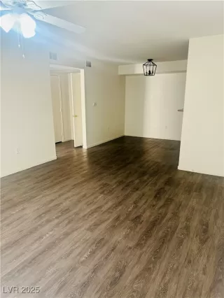 Photo #4: 2657779 Listing 