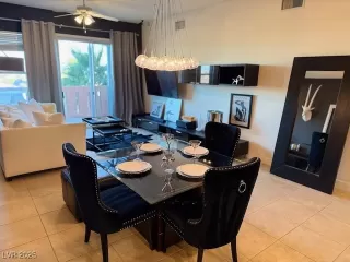 Photo #1: 2657795 Listing 