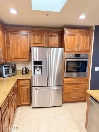 Photo #5: 2657795 Listing 