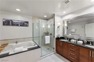 Photo #4: 2657809 Listing