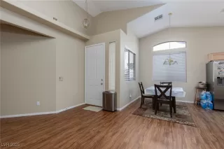 Photo #5: 2657831 Listing 