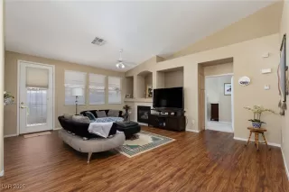 Photo #6: 2657831 Listing 