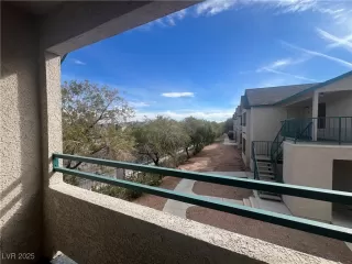 Photo #6: 2657840 Listing 