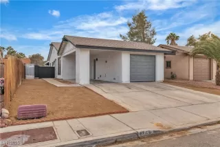 Photo #3: 2657857 Listing 