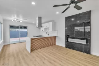 Photo #6: 2657857 Listing 