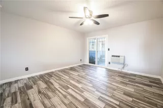 Photo #3: 2657880 Listing