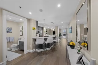 Photo #6: 2657891 Listing