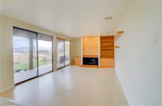 Photo #2: 2657907 Listing 