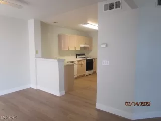 Photo #5: 2657939 Listing 