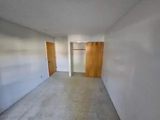 Photo #5: 2657945 Listing 