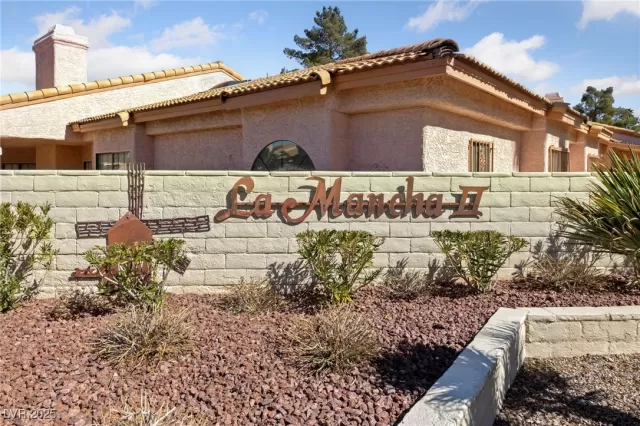 MLS: 2657971 Condo For Sale