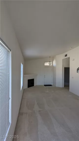 Photo #6: 2658021 Listing 