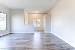 Photo #4: 2658026 Listing 