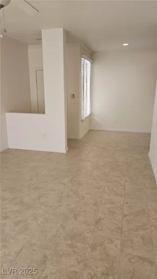 Photo #4: 2658031 Listing 