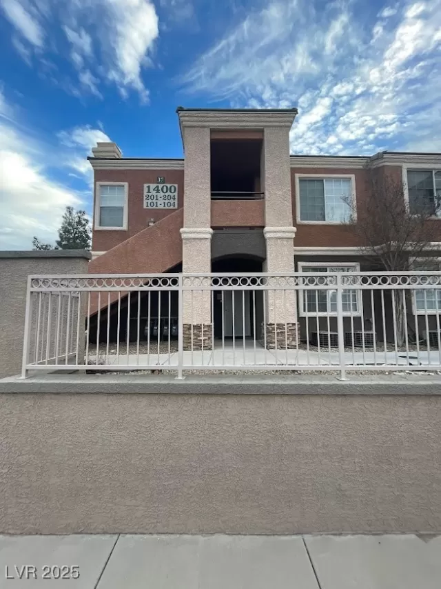 MLS: 2658041 Condo For Sale