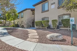 Photo #3: 2658053 Listing 