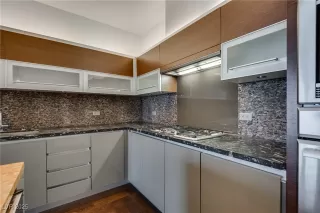 Photo #5: 2658060 Listing 