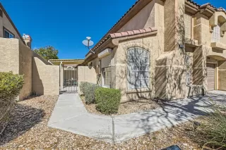 Photo #2: 2658107 Listing