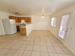 Photo #4: 2658109 Listing 