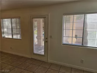 Photo #5: 2658109 Listing 