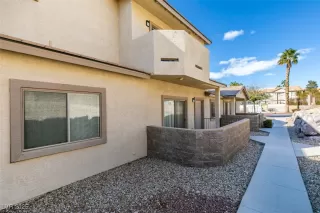 Photo #2: 2658111 Listing