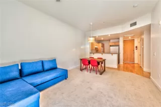 Photo #2: 2658135 Listing 