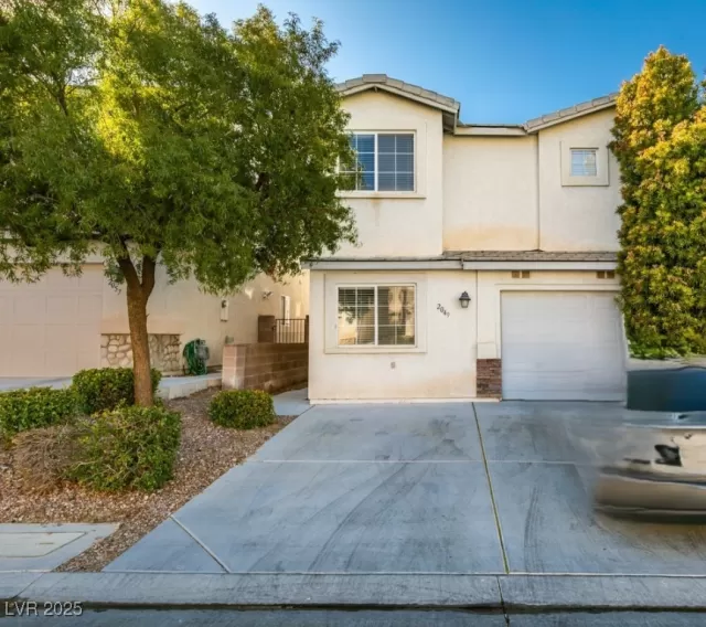 MLS: 2658170 Condo For Sale