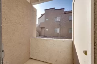 Photo #5: 2658203 Listing 