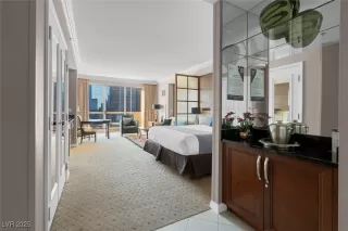 Photo #1: 2658208 Listing