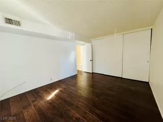 Photo #3: 2658234 Listing 