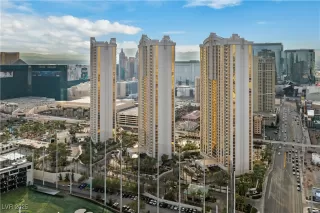 Photo #2: 2658241 Listing