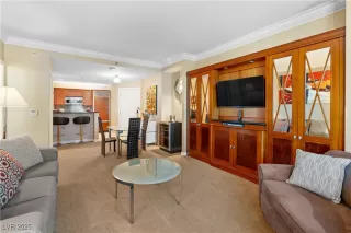 Photo #5: 2658241 Listing