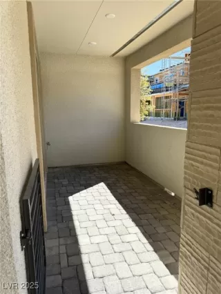 Photo #2: 2658290 Listing 