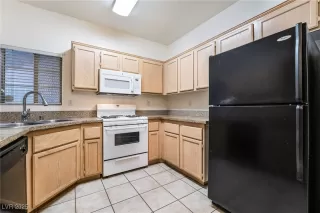 Photo #4: 2658314 Listing 