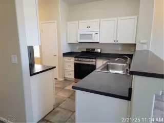 Photo #6: 2658325 Listing 