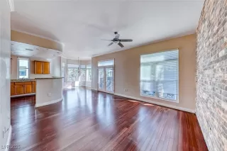 Photo #3: 2658373 Listing 