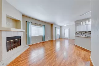 Photo #4: 2658392 Listing 