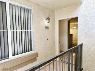 Photo #6: 2658404 Listing