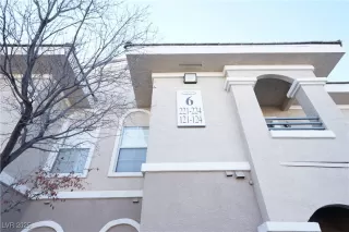 Photo #1: 2658417 Listing 