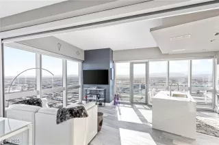 Photo #2: 2658420 Listing 