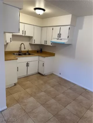 Photo #6: 2658435 Listing