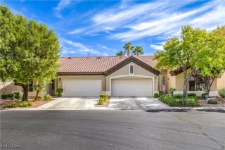 Photo #1: 2658442 Listing