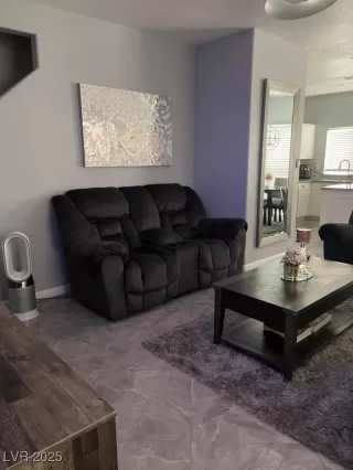 Photo #2: 2658443 Listing 