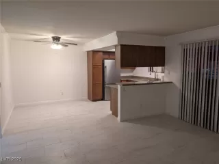 Photo #1: 2658452 Listing 