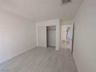 Photo #3: 2658452 Listing 